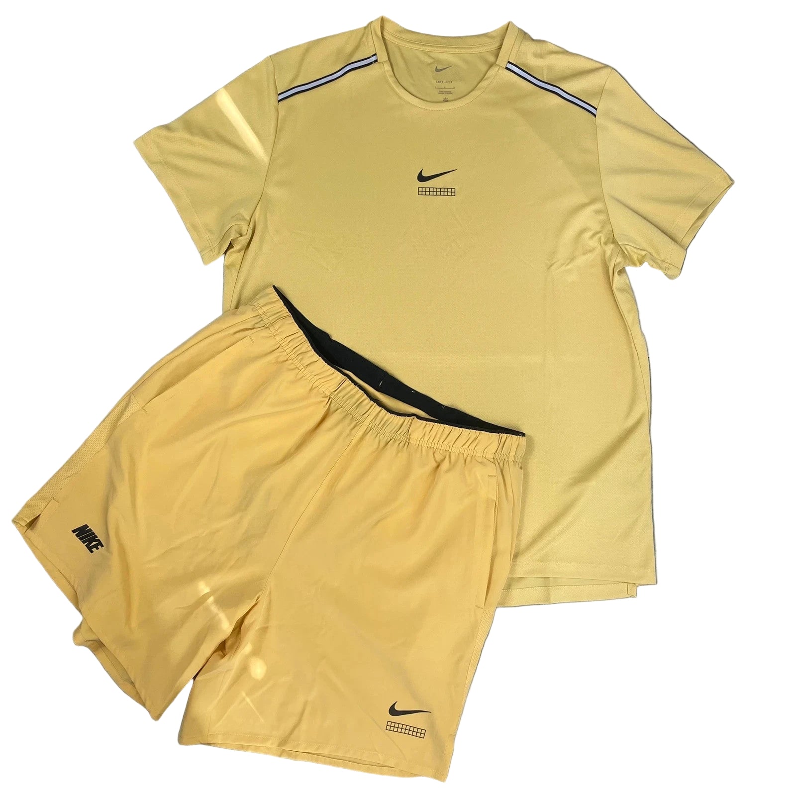 Nike miler short set